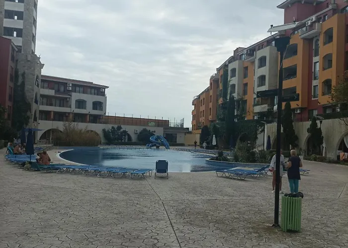 марина кеѝп, Aheloi