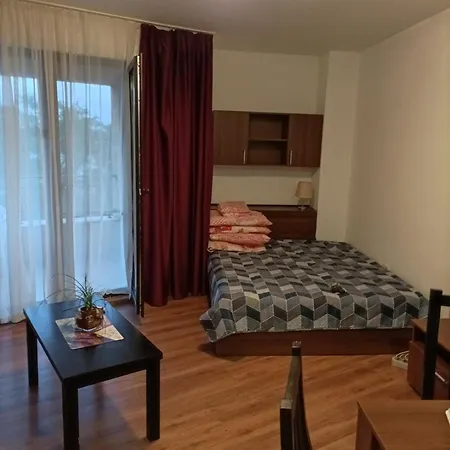 марина кеѝп, Apartman